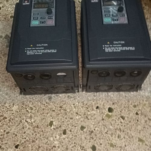 阿尔法变频器5点5千瓦通用型,同行450元视频发货,不退不换--议