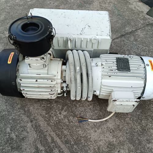 台湾制造凯威科真空泵,抽速每小时100立方米,电压380V,--议价