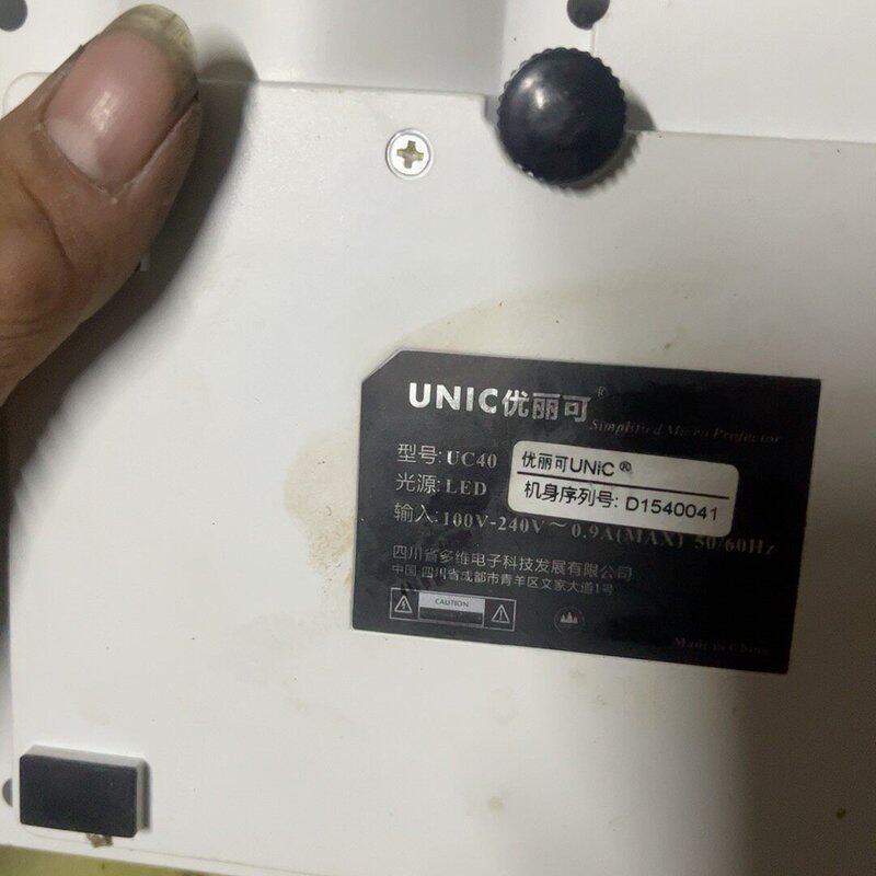 丽可UC40+投影机LED光源+,功能正常使用,带电源线,--议价商品