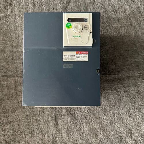 施耐德ATV312HU55N4变频器，5.5kw/380v，--议价商品