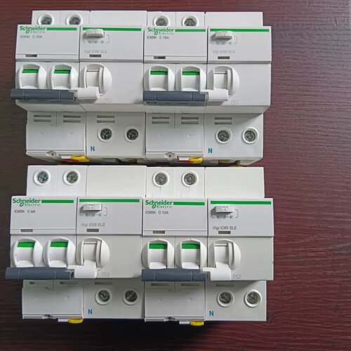 施耐德小型漏电断路器ic65N 2P 20A+VEA--议价商品