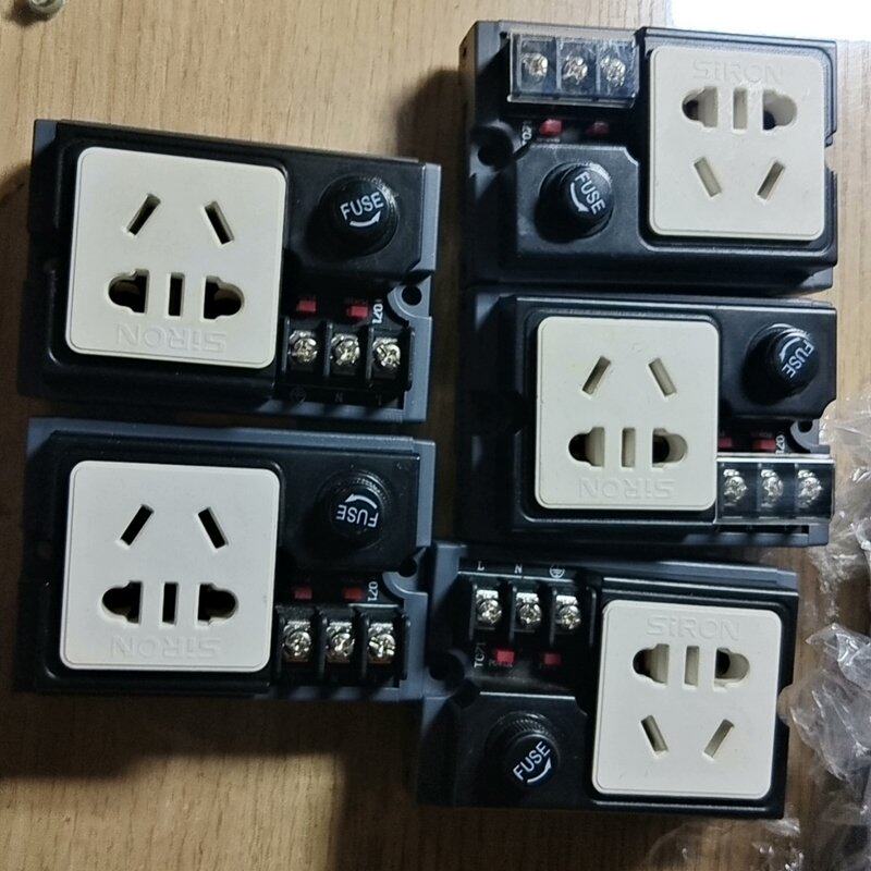 Siron电源插座模块T071，拆机件35个--议价商品