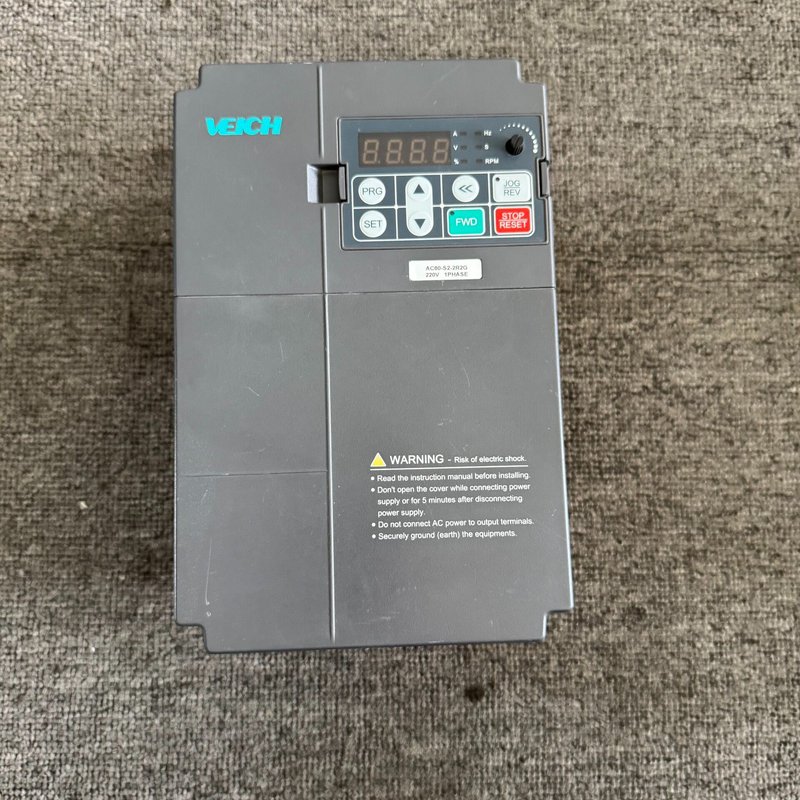 伟创变频器AC60-S2-2R2G,单相220V,2.2KW--议价商品