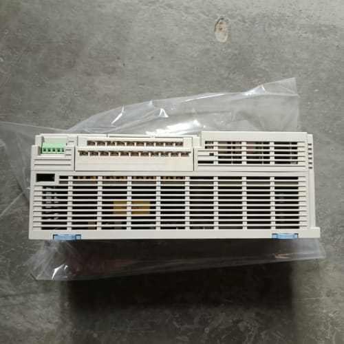 松下PLC主机 FP-XH M8N30T 型号AFPXHM8--议价商品