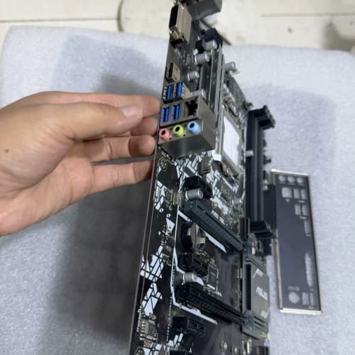 华硕Z370-DRAGDN主板 有挡板--议价商品