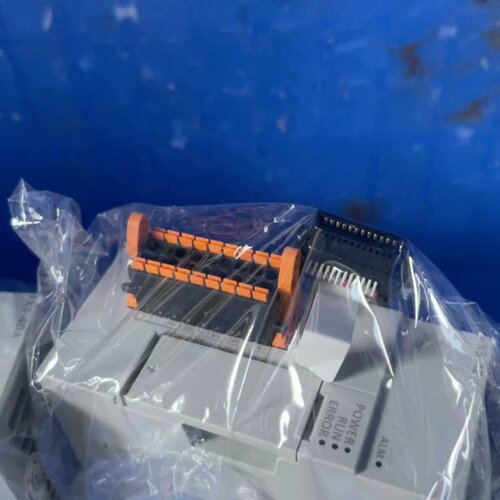 三菱 MODEL FX5-4DA--议价商品
