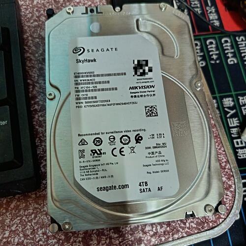 硬盘，希捷硬盘，4t机械硬盘，监控录像机硬盘。如图实--议价商品