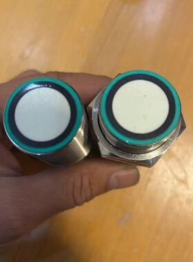 UB2000-30GM-E5-V15，倍加福超声波传感器，全--议价商品