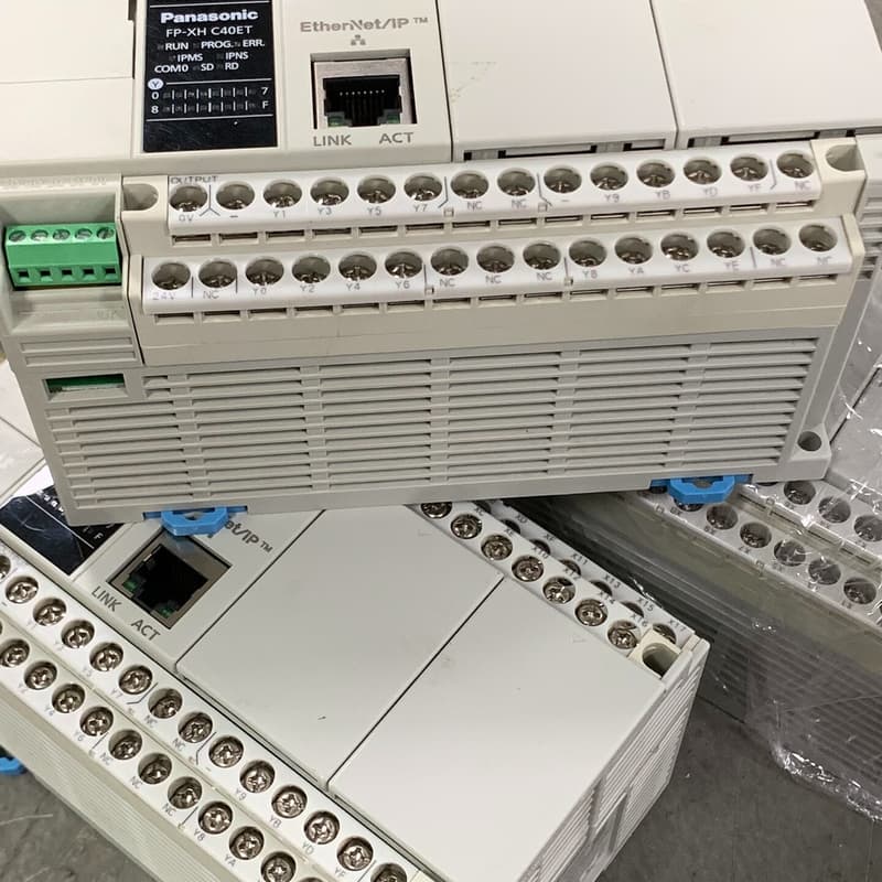松下PLC主机FP-XH C40ET，型号AFPXHC40E--议价商品