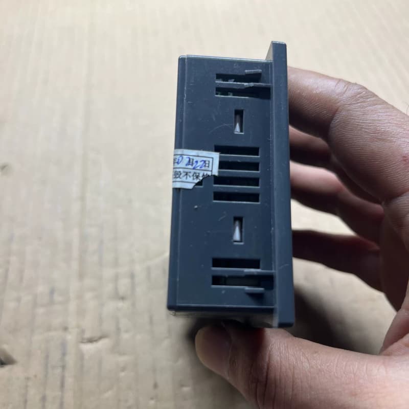 AIGT0030B1松下显示器,如图成色--议价商品