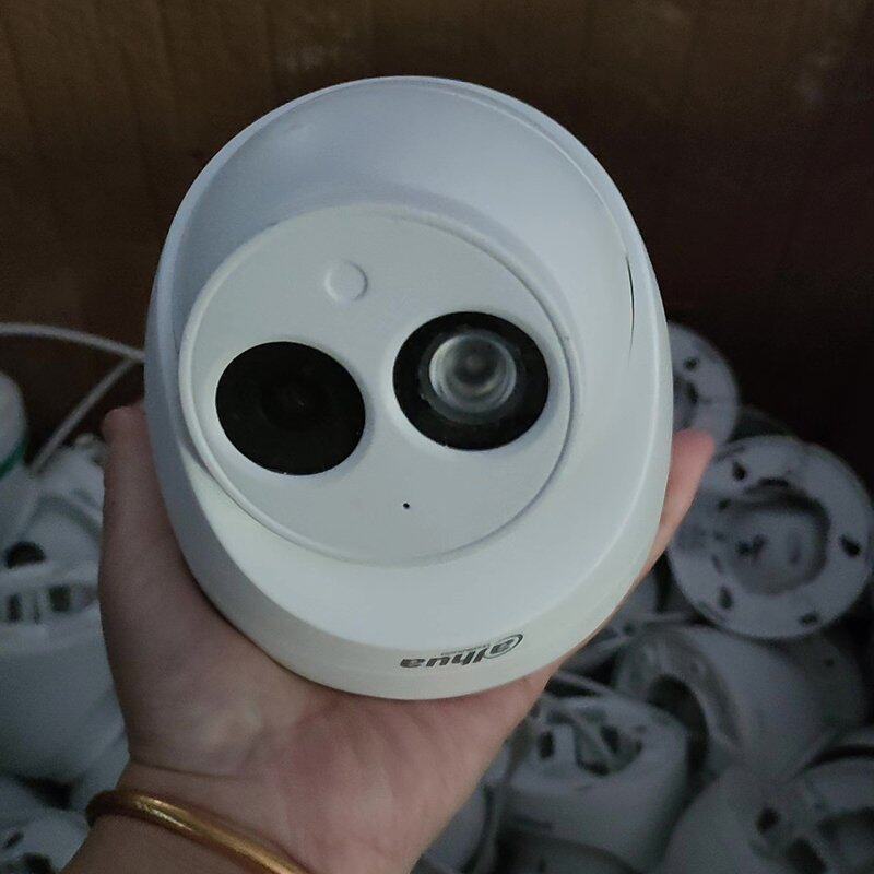 大华200万半球DH-IPC-HDW1230C-A成色95新--议价商品
