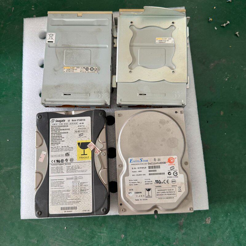 4个老式并口硬盘打包出~ 工业软驱 型号FD-235HF--议价商品