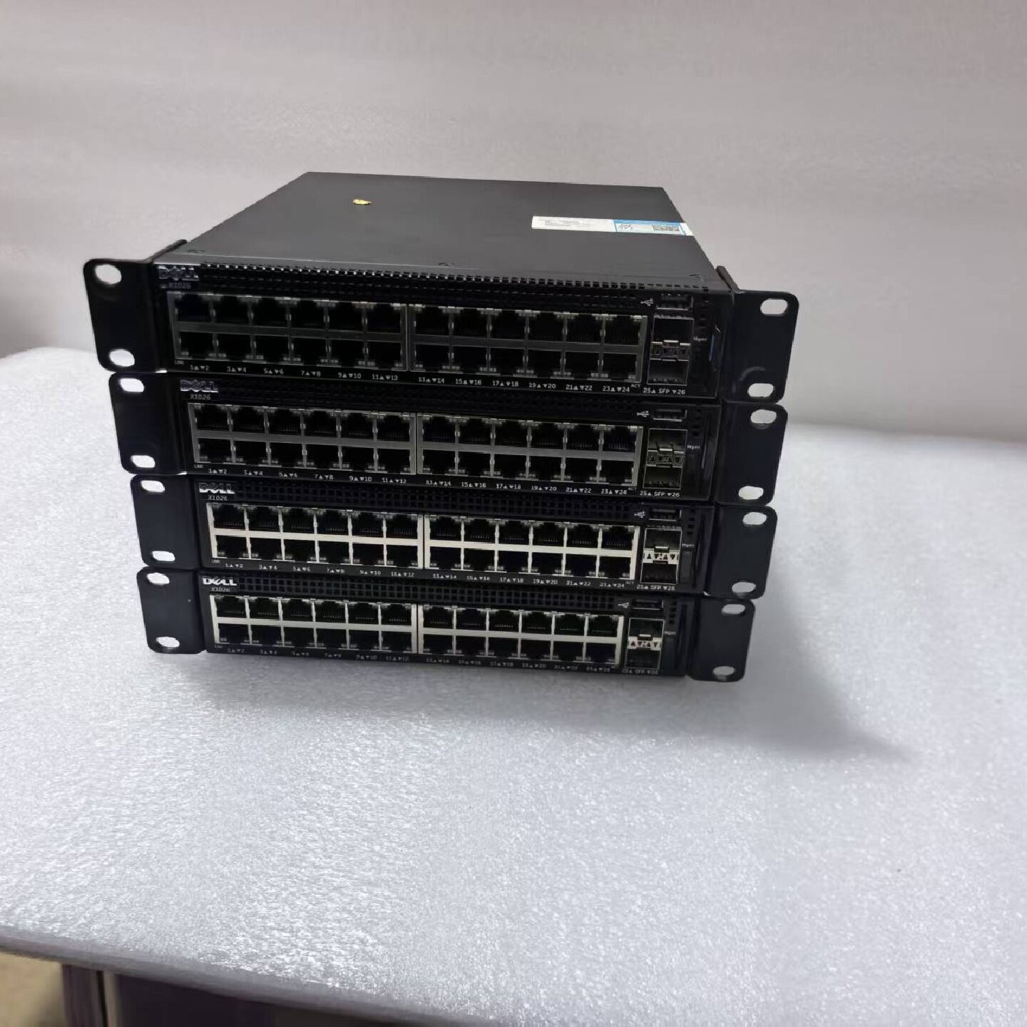 议价--Dell X1026 24口千兆交换机,带4口万兆光口,支