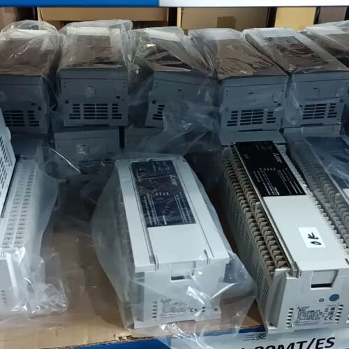 #控制器正品三菱fX5U-32MT/ES fX5U-32MT--议价商品