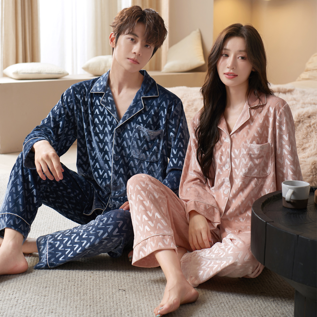 乐姿梦情侣睡衣秋冬季金丝绒长袖套装可外穿新款男女士保暖家居服