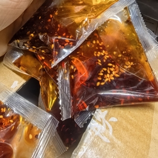 油潑辣子紅油涼拌下飯夾饃 油辣椒陜西漢中米面皮用獨立外賣小包裝