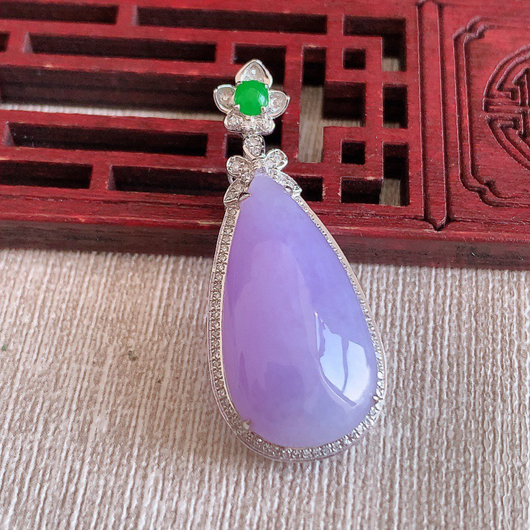 缅甸天然A货玉石翡翠 老坑冰种 手工精雕18K金伴钻紫罗兰水滴吊坠