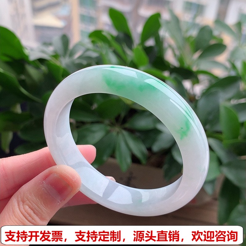 缅甸A货天然翡翠 老坑冰种飘绿正装正圈手镯54-55圈口 完美