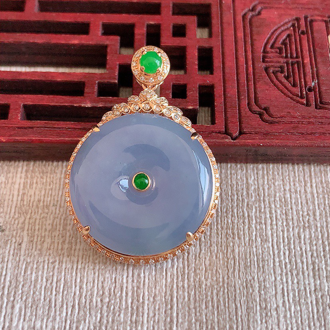 缅甸天然A货玉石翡翠 老坑冰种 手工精雕18K金伴钻镶嵌平安扣吊坠