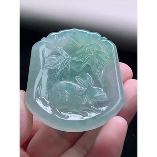 缅甸天然A货玉石翡翠挂件 精雕老坑冰种飘绿生肖兔牌吊坠