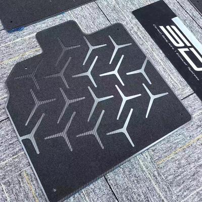 适用于兰博基尼 LP700Aventador改装SVJ 铝合金碳纤维汽车脚垫