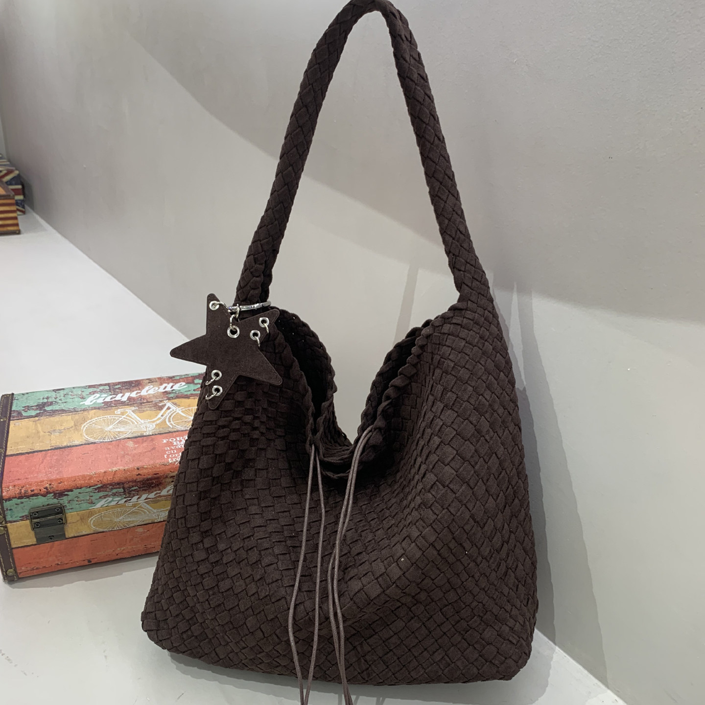 2025新款宅女同款大号丝绒编织包大容量通勤旅游托特包手提单肩女,箱包皮具/热销女包/男包,托特包,淘宝优惠券,粉丝福利购,淘宝优惠卷