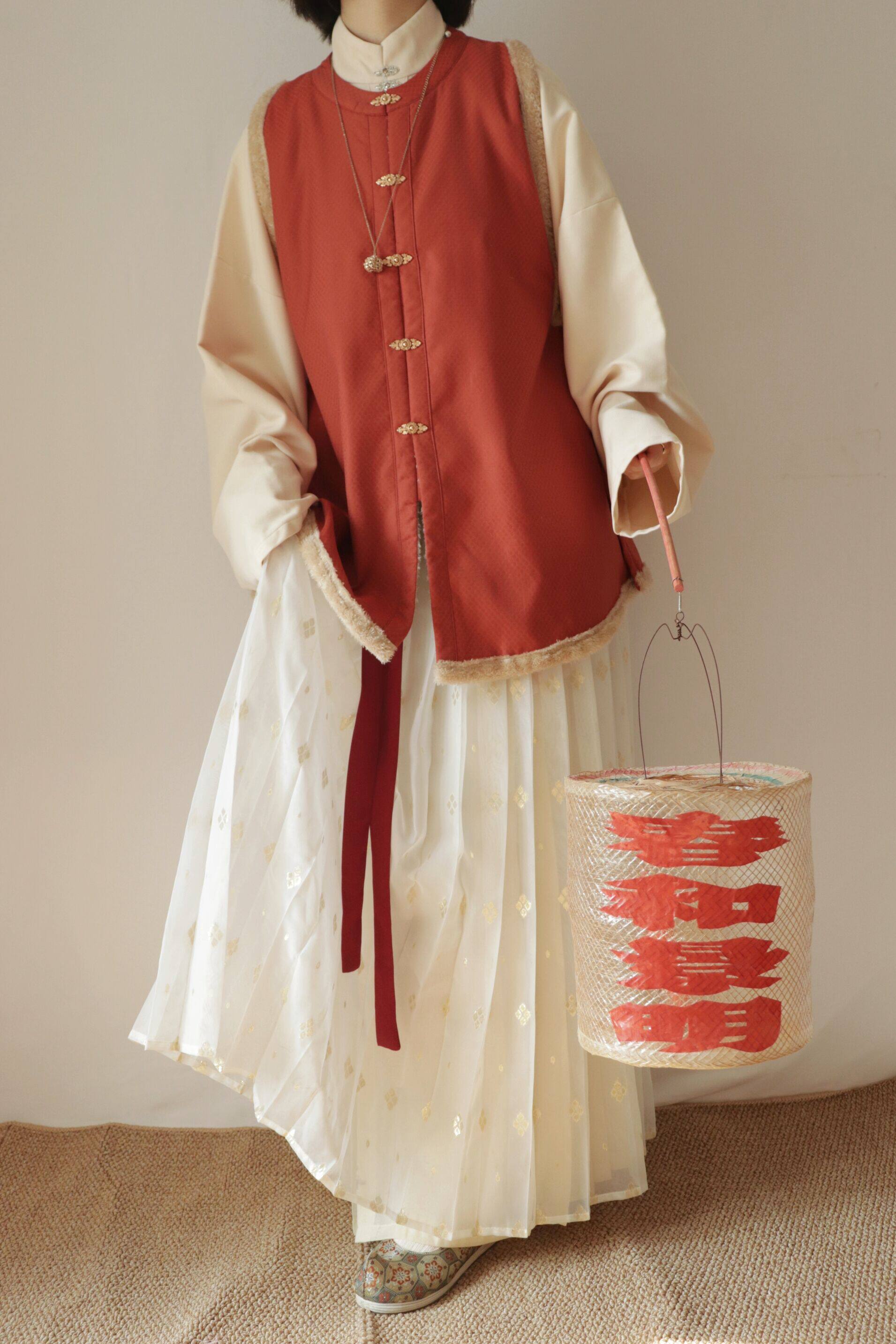 SHANG SHANG ZHE HUA 산호 비즈 원래 명나라가 만든 라운드 넥 더블 브레스트 가을 겨울 자카드 플러스 벨벳 짧은 BIJIA DAILY HANFU