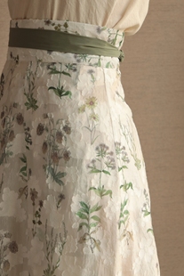 裳裳者华 春草 春夏秋唐制提花印花八破裙齐腰交窬裙交输裙日常汉