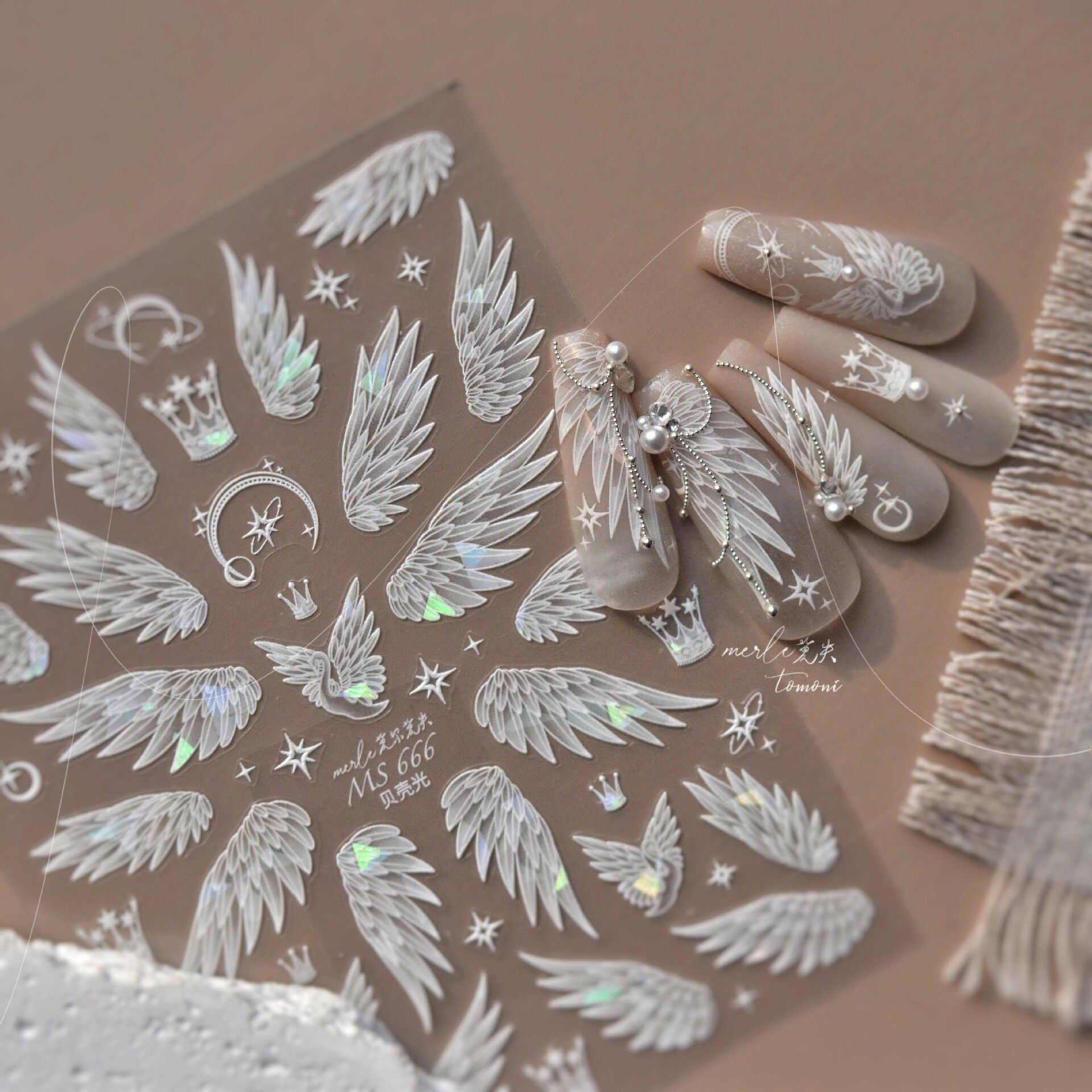 新款白色天使之翼美甲贴纸高级带晶钻贝壳光细闪异形蝴蝶结指甲贴