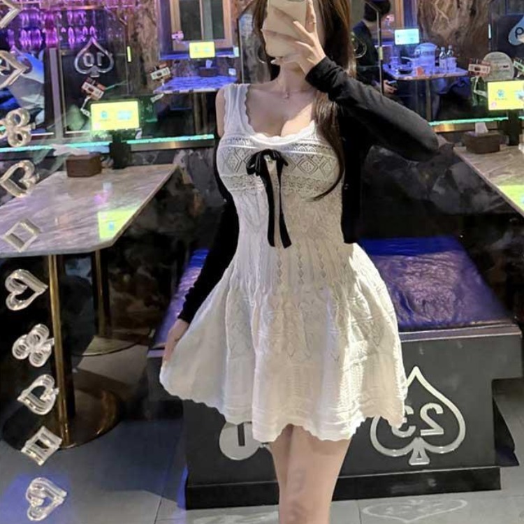 夏季温柔风蝴蝶结钩花镂空U领花边吊带针织连衣裙背心A字短裙子女