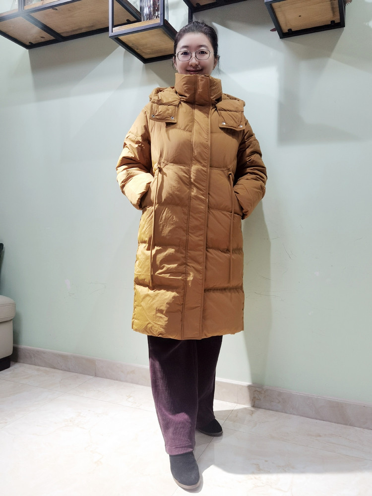 欧货中长款连帽袖补丁羽绒服女