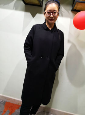 YUN韫2025冬季新品女装翻领双排扣长款空气棉外套经典女风衣 5622