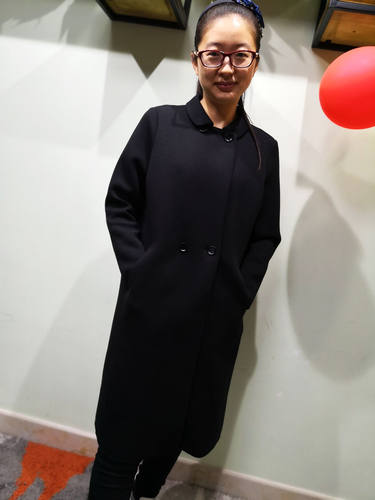 YUN韫2025冬季新品女装翻领双排扣长款空气棉外套经典女风衣 5622 - 封面