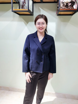 YUN韫2024春季新款女装西装领双排扣液氨棉小西装女短外套女 3232