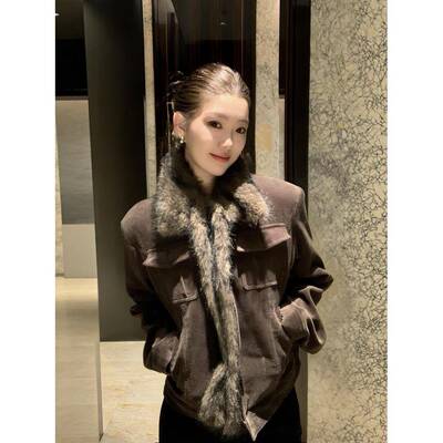 AUNP 覆古做旧可拆卸毛领夹棉夹克女秋冬季棕绿色灯芯绒加厚外套