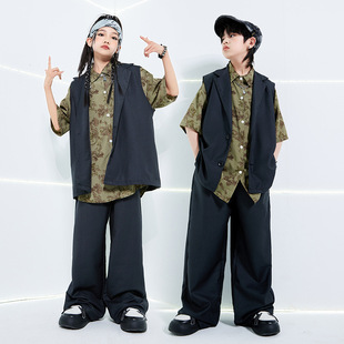 街舞儿童潮服演出服男童套装hiphop童装定制女架子鼓爵士西装马甲