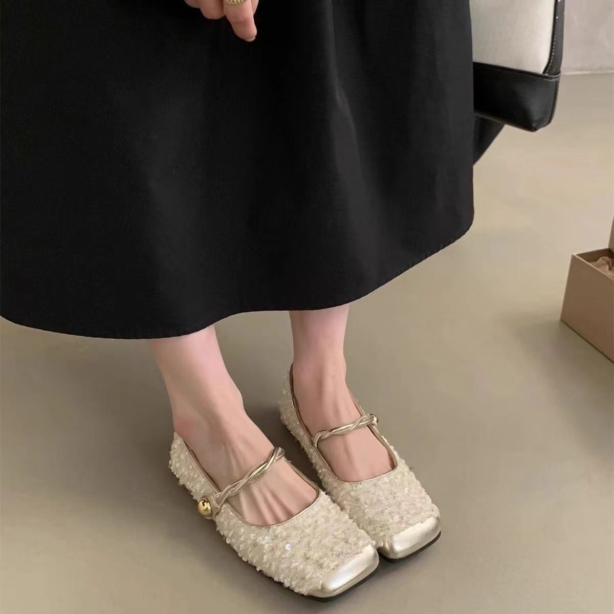 女士包头半拖鞋女夏外穿新款法式气质温柔仙女风晚晚平底亮片单鞋