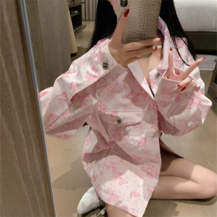 十字架提花磨破牛仔外套女春夏新款宽松显瘦设计感粉色夹克上衣潮