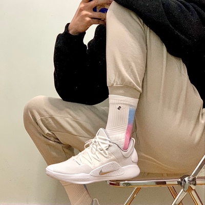 缓震实战篮球鞋2018实战篮球鞋