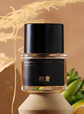 初柬香水凤凰见山龙涎玫瑰紫禁白檀观音摇青隐世森林与檀木小样