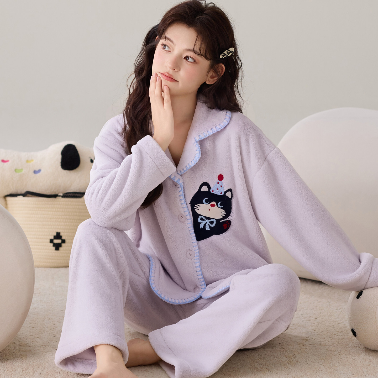 浪莎女款珊瑚绒保暖萌趣家居服
