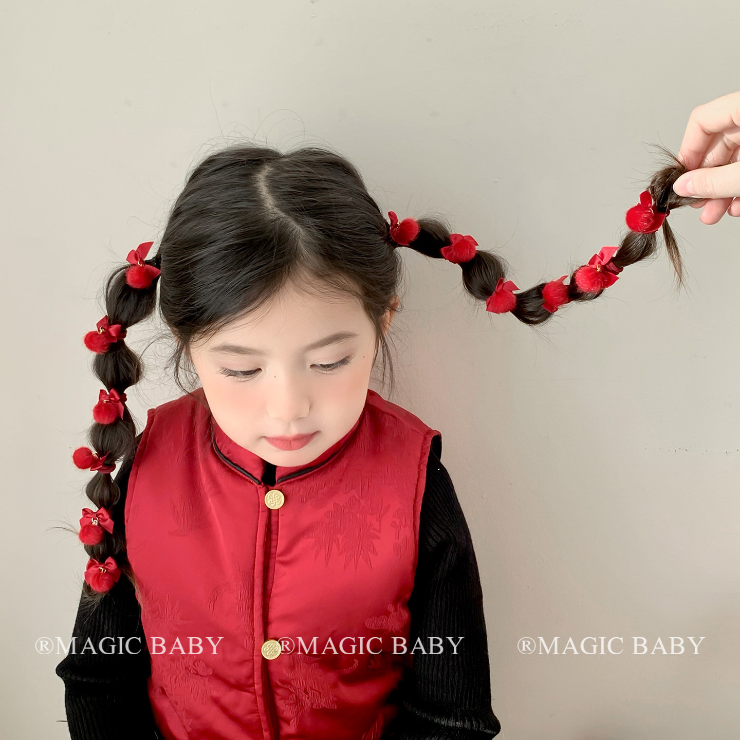 新年红色小号毛球球蝴蝶结发圈女童过年扎发皮筋宝宝喜庆发夹头饰