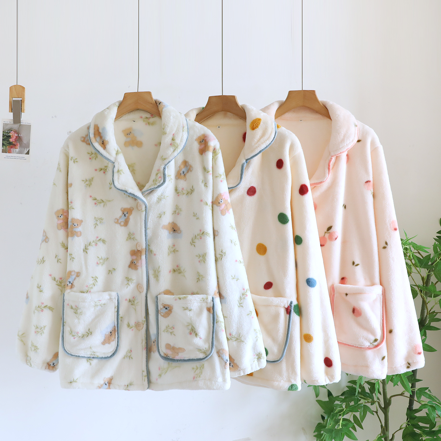 法兰绒加厚长袖翻领开衫家居上衣