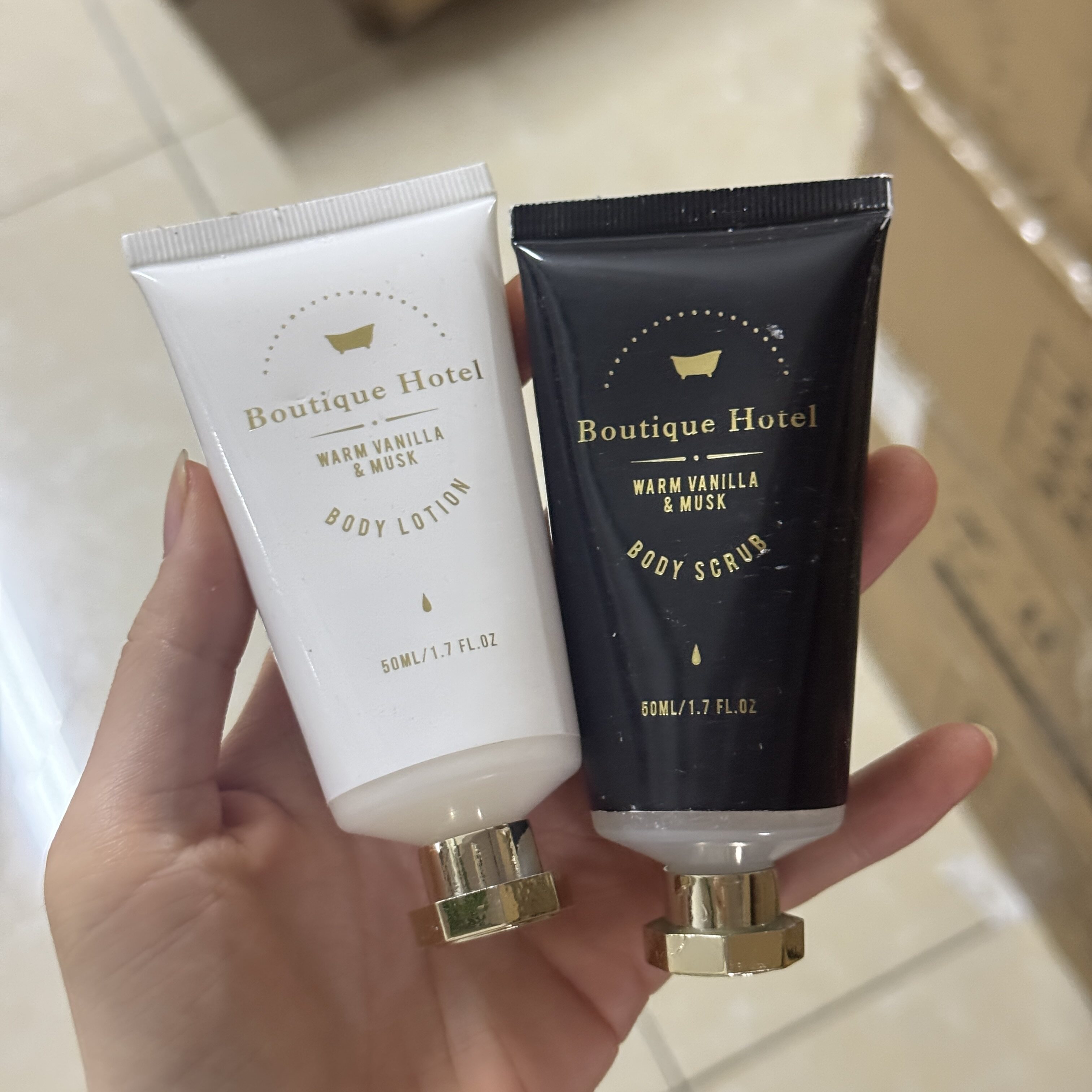 暖香草麝香身体乳+磨砂膏套装香氛身体护理旅行装50ml护理套装