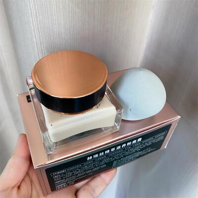 姐妹们万年推这个~虫草菁粹粉底霜轻薄遮瑕不卡粉粉底液bb霜