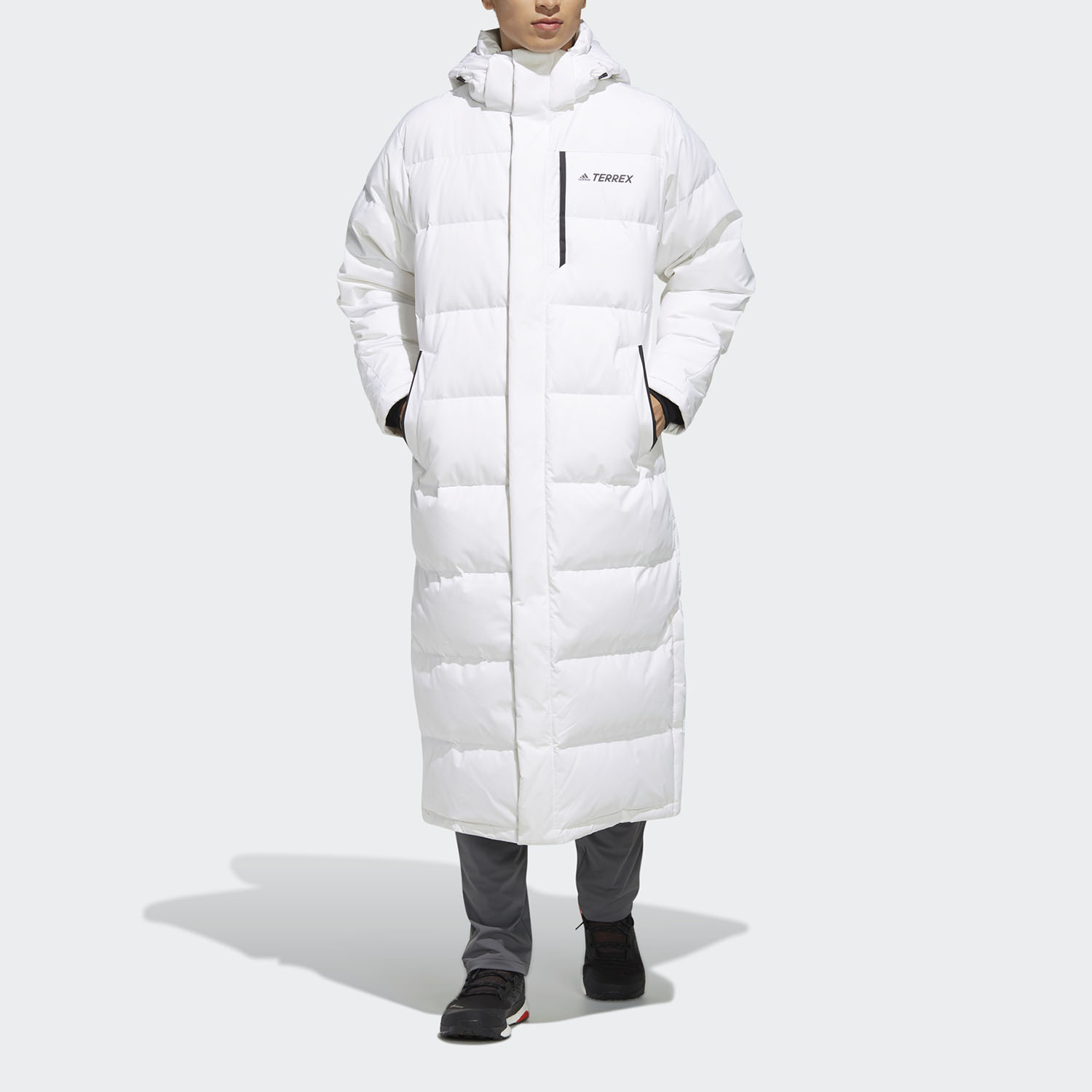 Adidas/阿迪达斯正品春季新款男子冬季户外运动羽绒服 FJ9240
