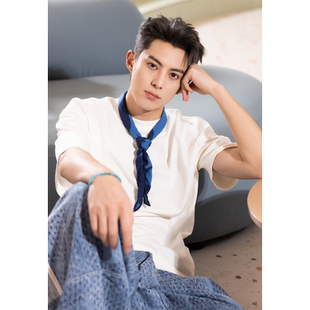 王鹤棣高清海报定制挂画相纸写真电影大奉打更人黑夜告白以爱为营