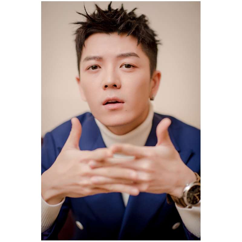 王栎鑫高清超大海报定制墙贴写真相纸挂画无框他其实没有那么爱你