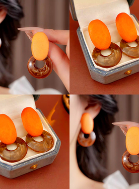 轻奢圆环耳环女橙色树脂几何造型气质耳饰高级感通勤约会旅行耳钉