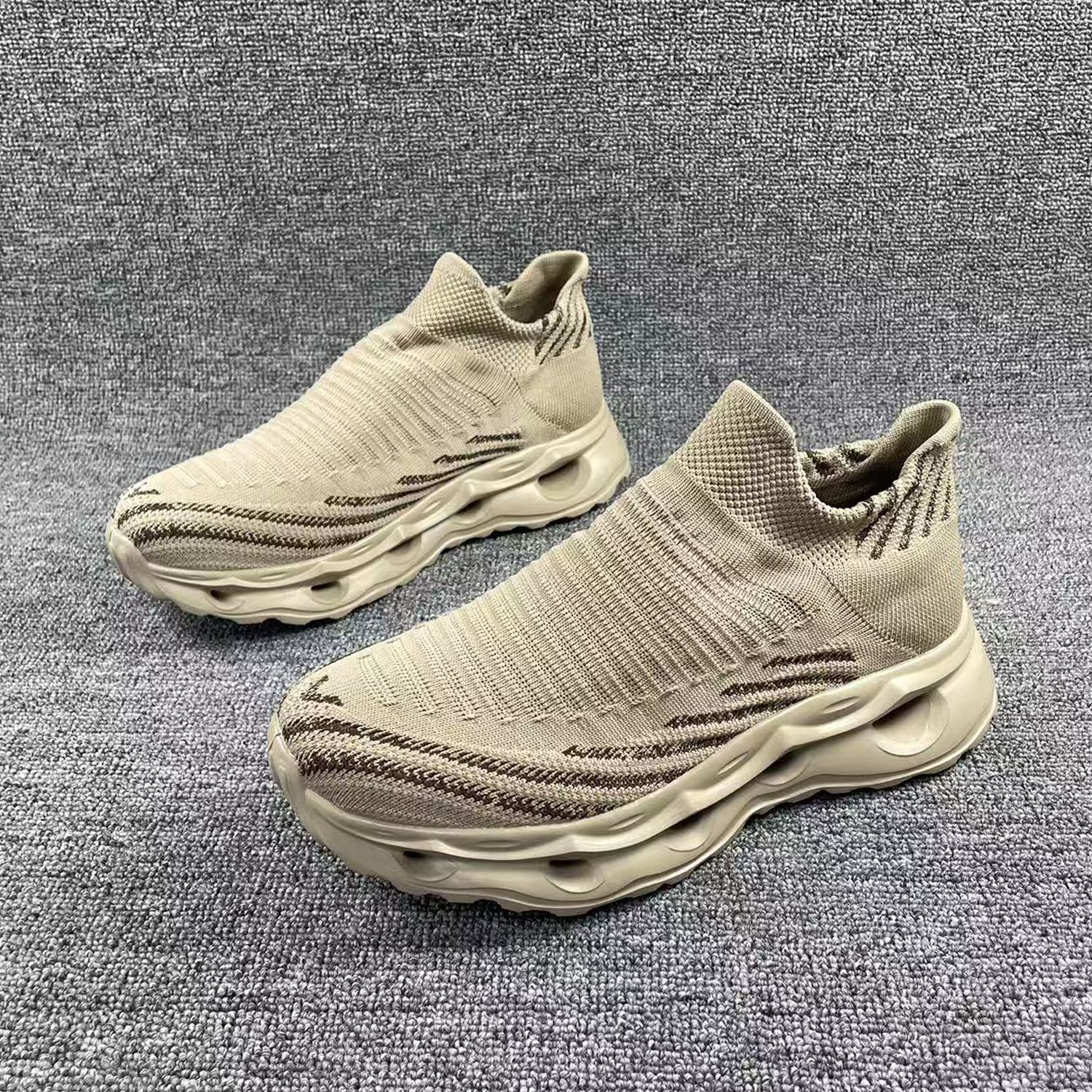 跨境袜子鞋一脚蹬网面透气懒人舒适软体减震防滑大码宽版外贸单鞋